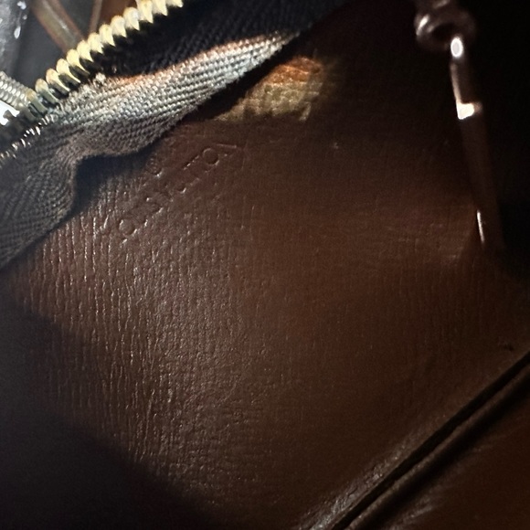 Louis Vuitton Monogram PochetteCles Wallet Coin Purse - Picture 10 of 10